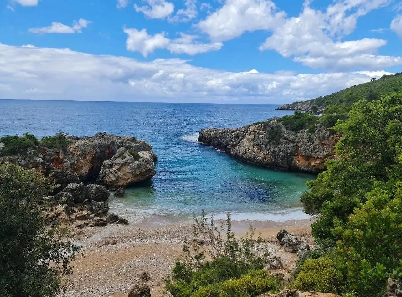 Tente de luxe Hotel Camping Aquarium à Himarë Albanie